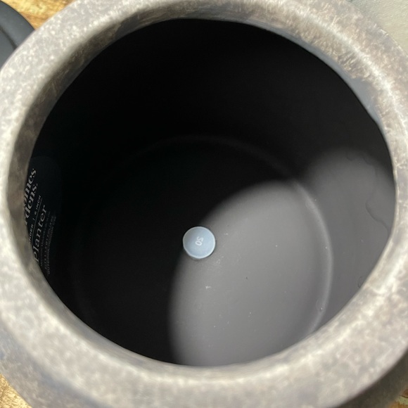 Better Homes & Gardens Alexander Planter - Picture 8 of 10